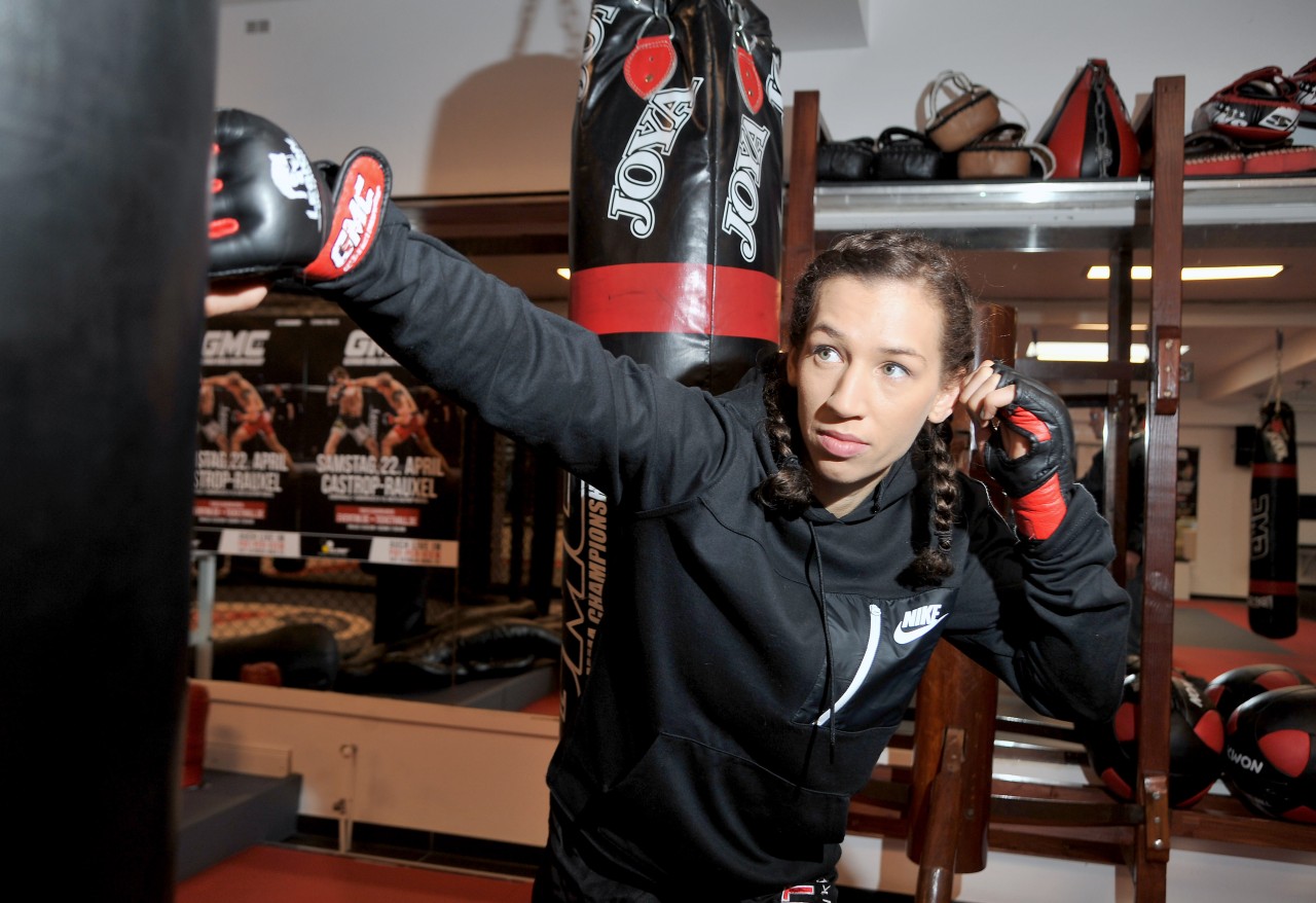 Mandy Böhm aus Gelsenkirchen hat sich ihren Traum erfüllt und ist UFC-Kämpferin.