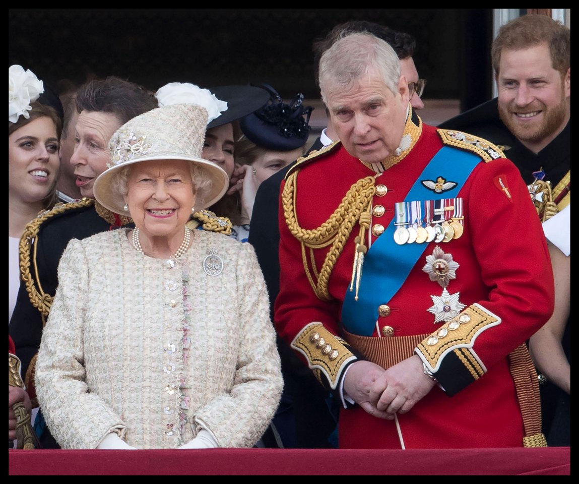 Queen-Elizabeth-II-Prinz-Andrew.jpg