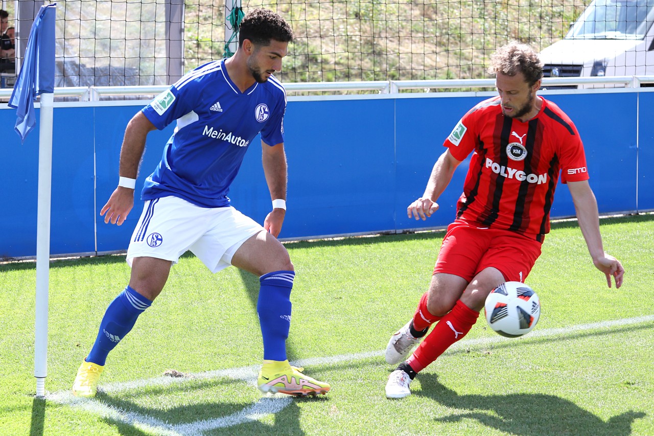 Auch die Bundesliga-Erfahrung von Kerim Calhanoglu brachte gegen Kaan-Marienborn nichts. Auch die Bundesliga-Erfahrung von Kerim Calhanoglu brachte gegen Kaan-Marienborn nichts.