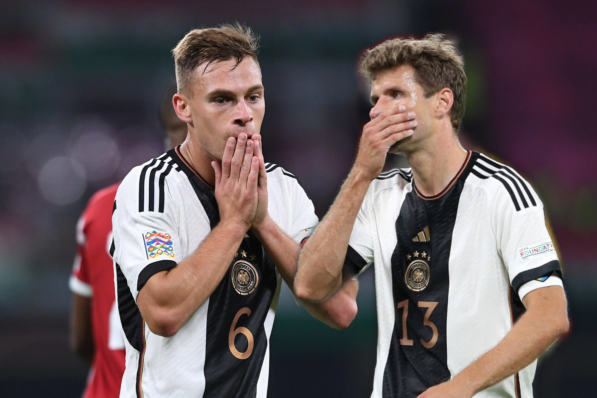 Nach Deutschland – Ungarn zeigenh sich Kimmich und Müller fassungslos.