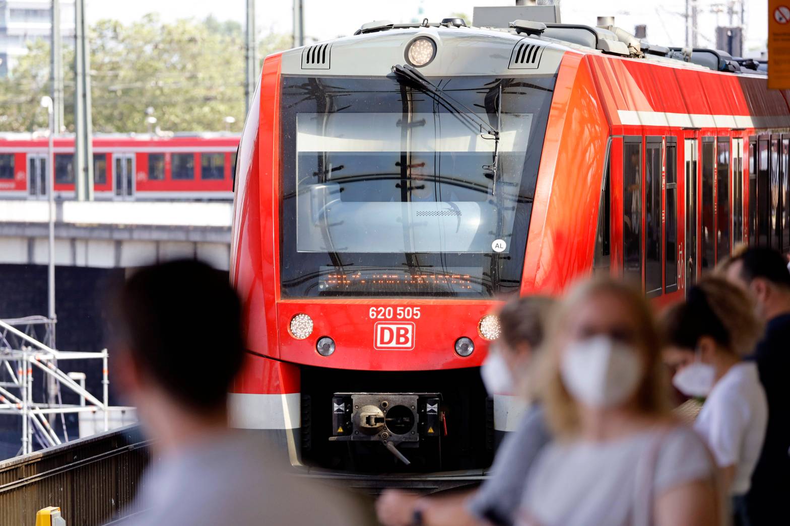 Deutsche Bahn: Neue Masken-Regel verwirrt Kunden – Bahn mit klarer Reaktion