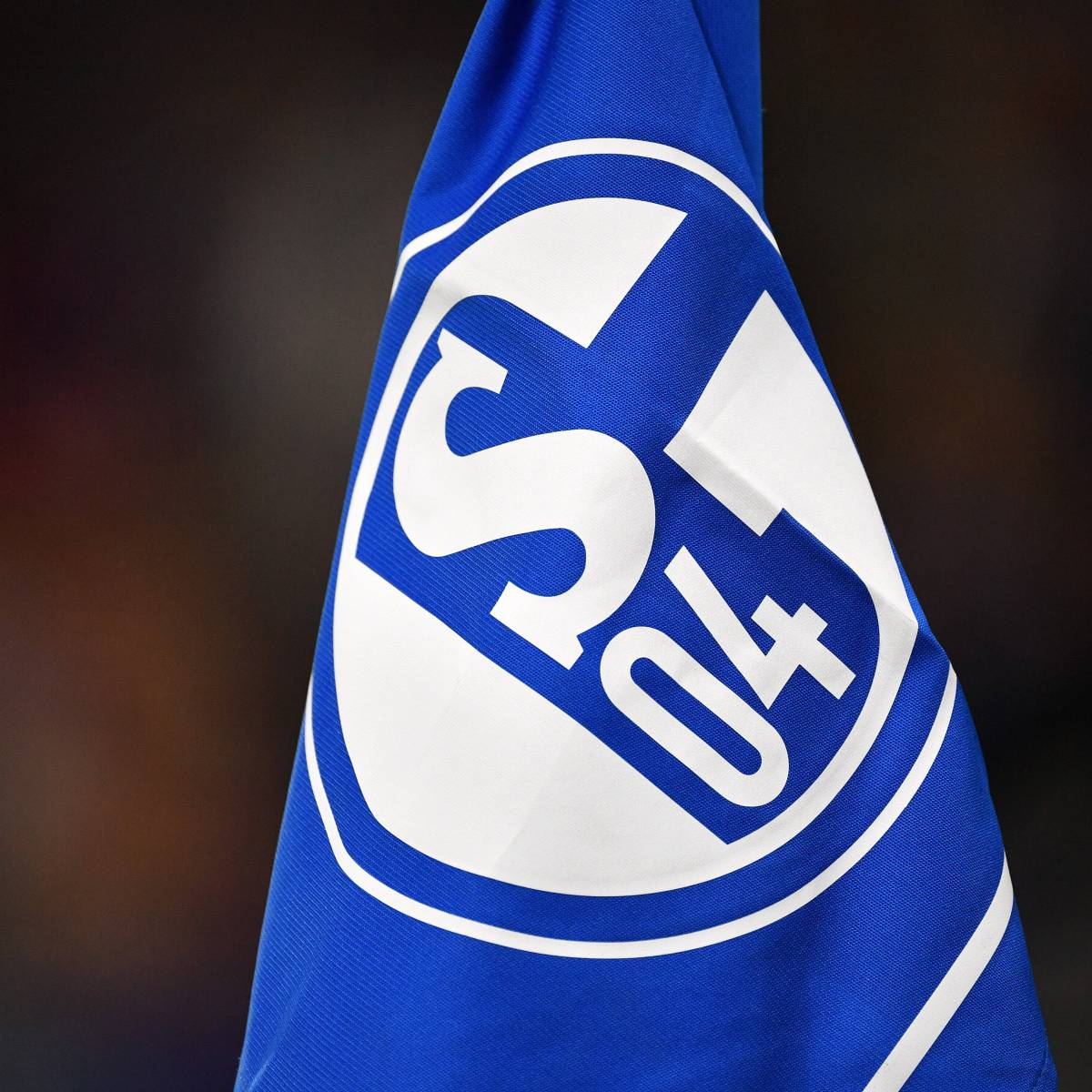 FC Schalke 04: Top-Torjäger im Visier – setzt sich S04 gegen diese Konkurrenz durch?