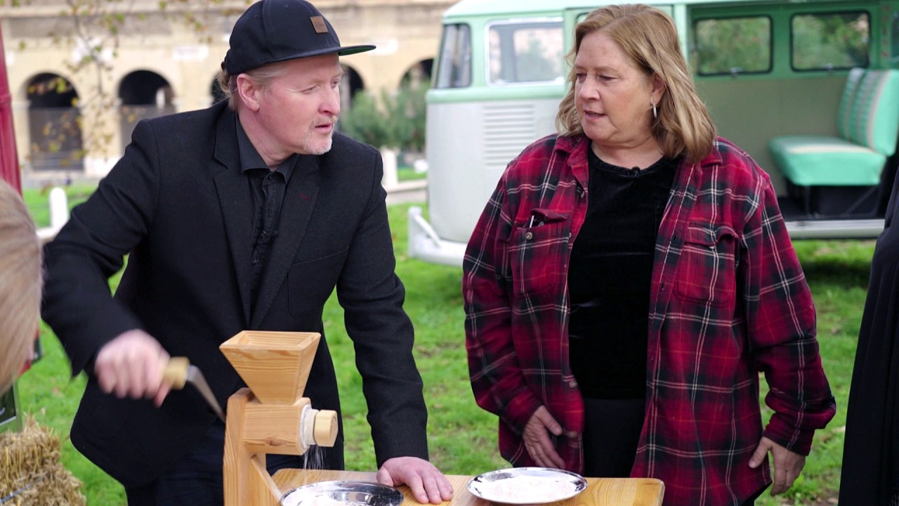 Joey Kelly, hier mit Schwester Kathy Kelly, erhebt in "The Kelly Family - die Reise geht weiter" Vorwürfe gegen seinen Vater. 