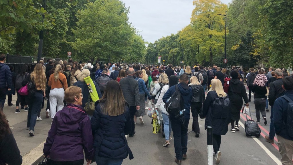 Die Straßen Londons befanden sich am Montagmorgen in einem Ausnahmezustand.