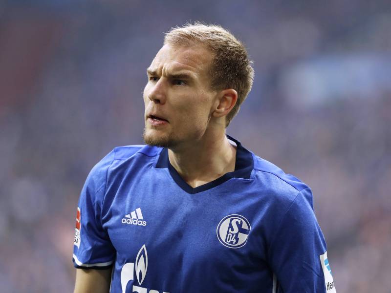 Holger Badstuber beim FC Schalke 04 sauer und wütend.