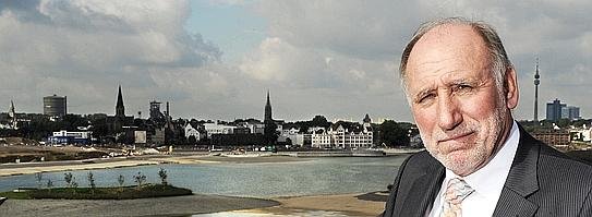33441087--543x199.jpg