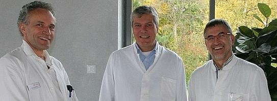 34919929--543x199.jpg
