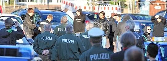 38632812--543x199.jpg