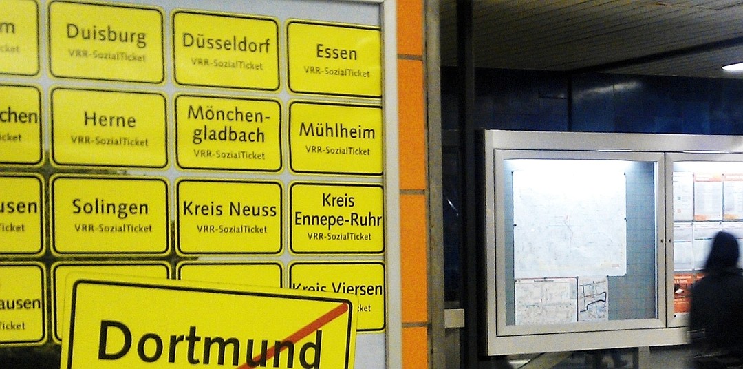Das Plakat zum VRR-Sozialticket der Grünen Dortmund hat ein "h" zu viel. 