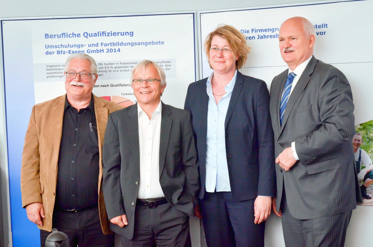 Die Führungsspitze der EABG:  v.l. Hans-Peter Huch (stellvertretender Aufsichtsratschef), Hartmut Kütemann-Busch (Geschäftsführer), Julia Kahle-Hausmann (Aufsichtsratsvorsitzende) und Ulrich Lorch (Vorsitzender der Geschäftsführung).