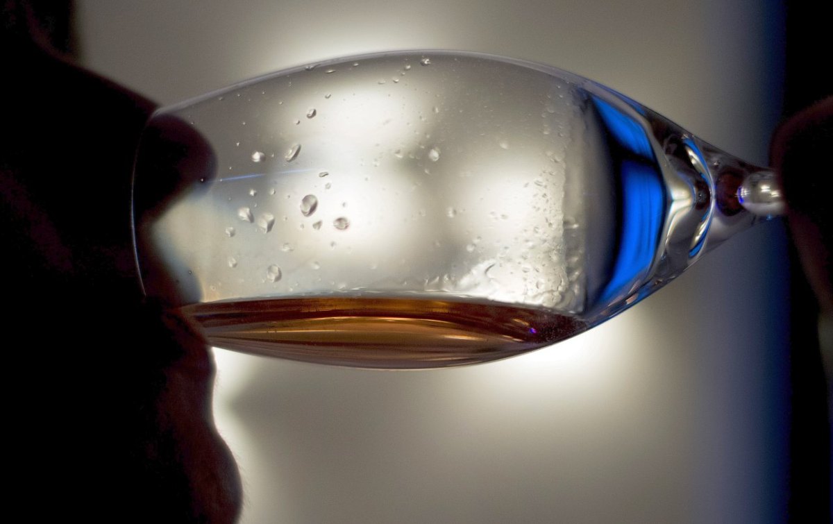Alkoholkonsum Wein.jpg