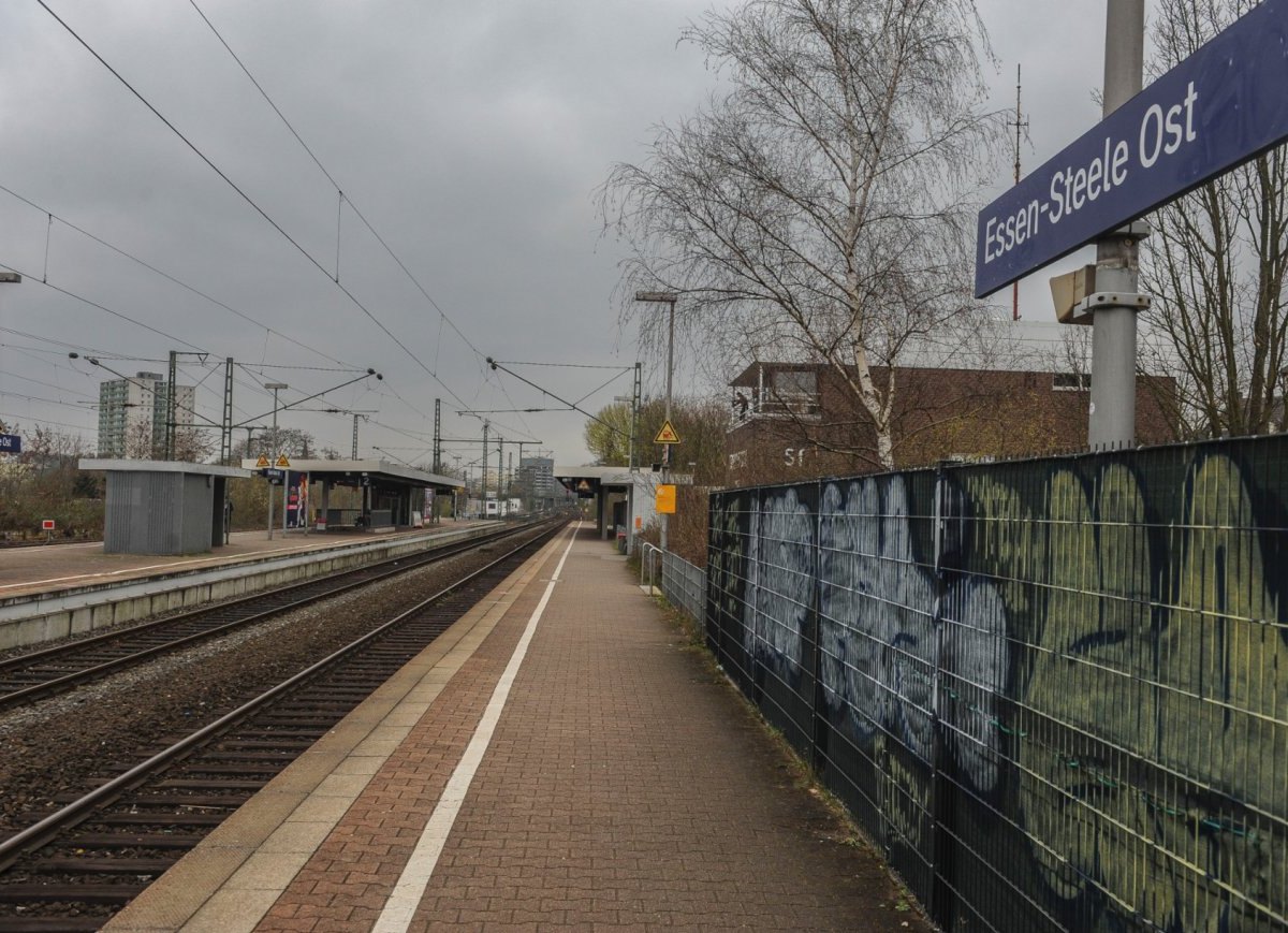 Bahnhof Essen Steele Ost.jpg