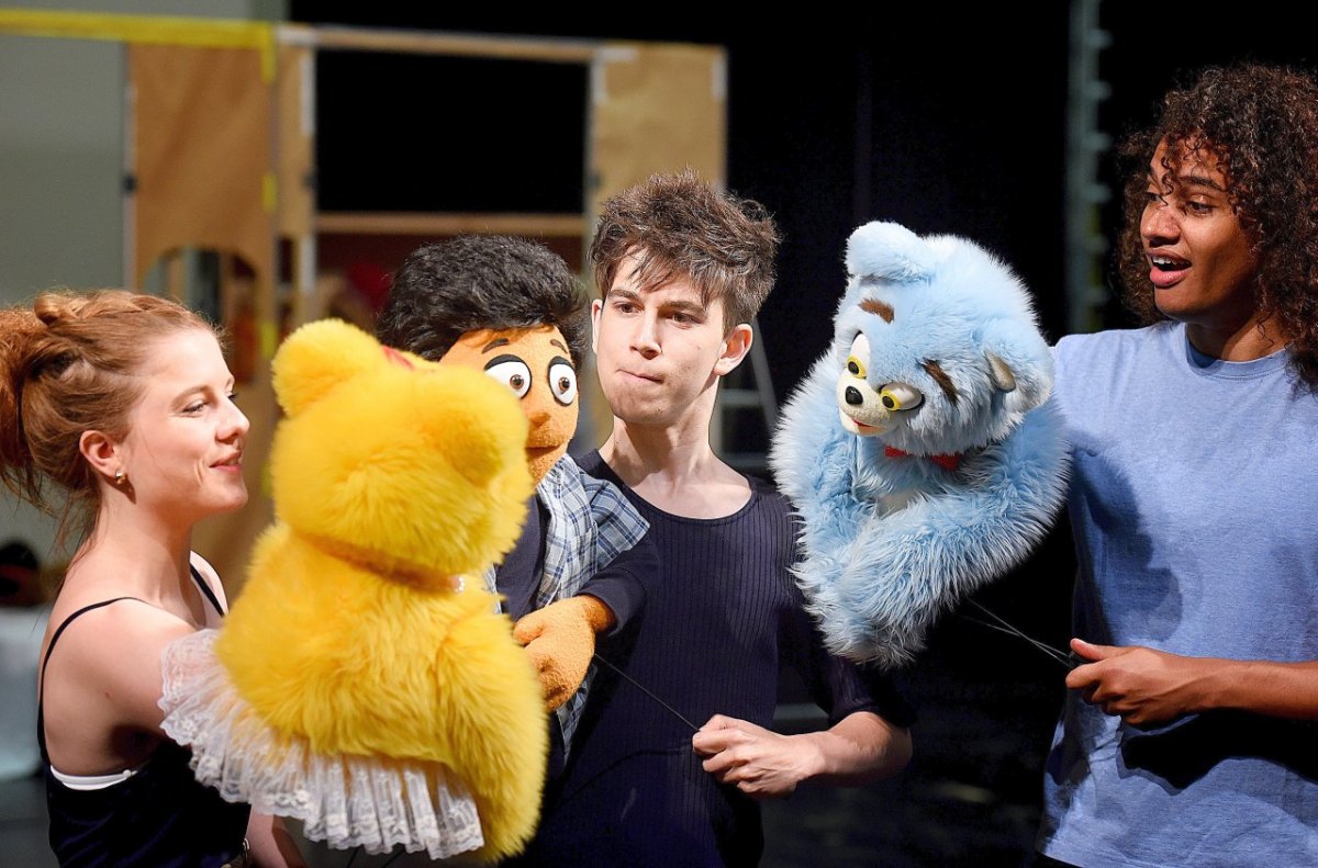 Carolin Waltsgott, Nicolai Schwab und Vicco Farah.jpg
