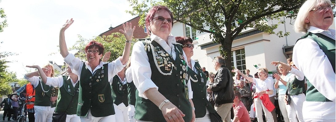 Der grosse Festumzug des BSV_1--656x240.jpg