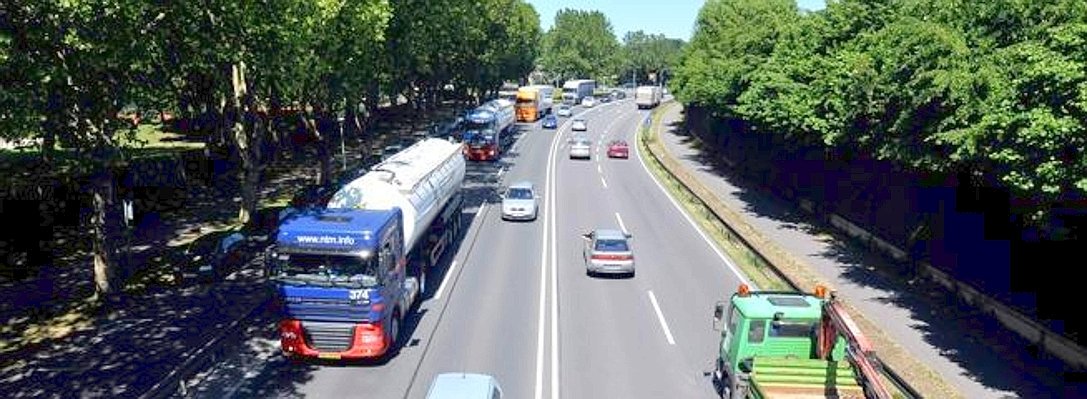 Die Bundesstraße 224 in--656x240.jpg
