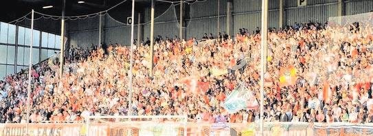 Fu§ball in Essen--543x199.jpg