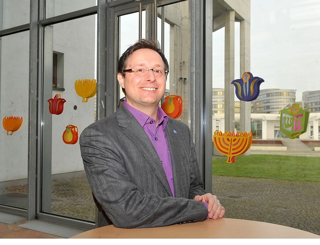 Michael Rubinstein, Geschäftsführer der jüdischen Gemeinde Duisburg-Mülheim-Oberhausen. 