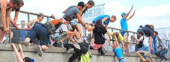 Loveparade 2010 in Duisburg--543x199.jpg