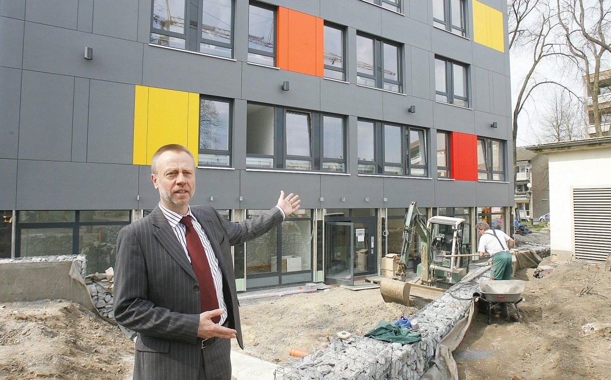 Neues Ärztehaus am EK in.jpg