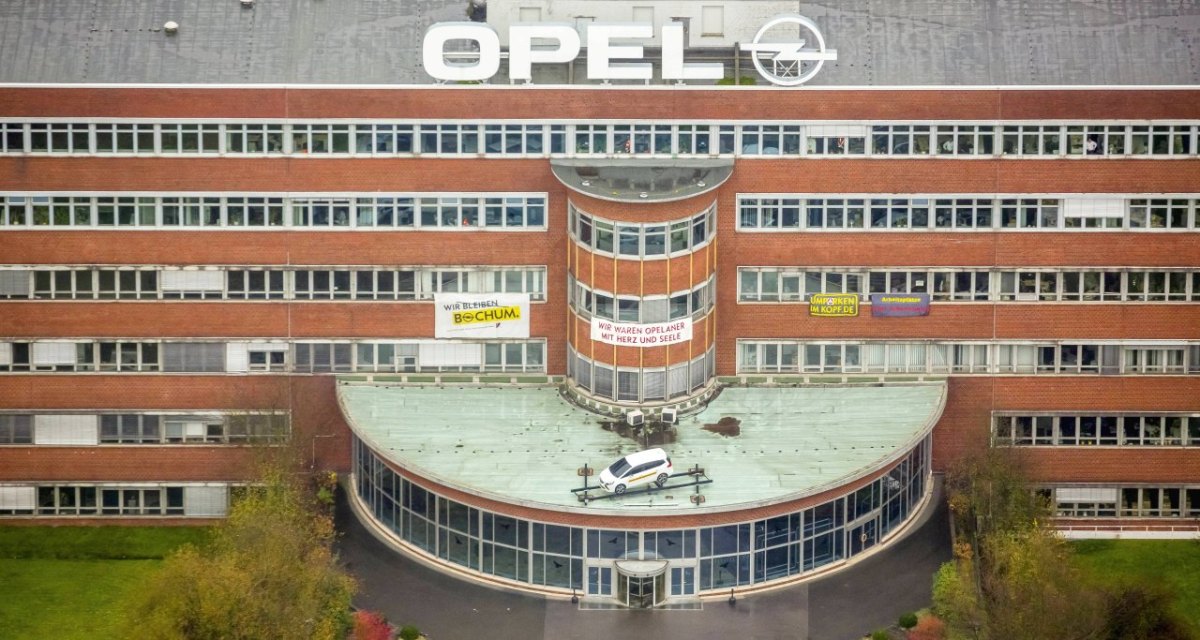 OPEL Verwaltungsgebäude ist in der.jpg