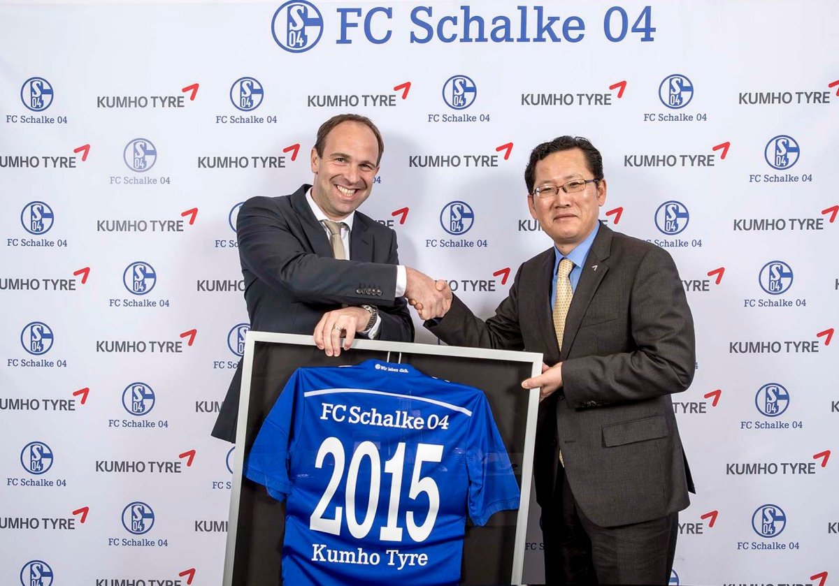 Partnerschaft Kumho - Schalke 04.jpg