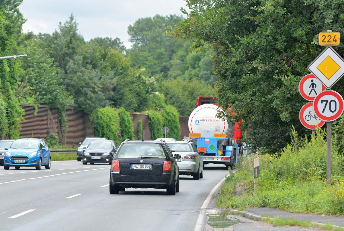 Radschnellweg nach Essen_.jpg