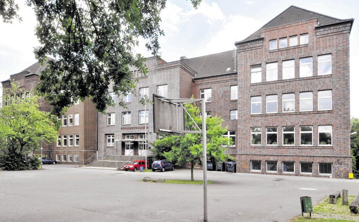 Richard Schirrmann Realschule in Essen-Stoppenberg.jpg