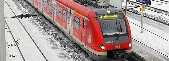 S Bahn im Bahnhof Gladbeck--543x199.jpg