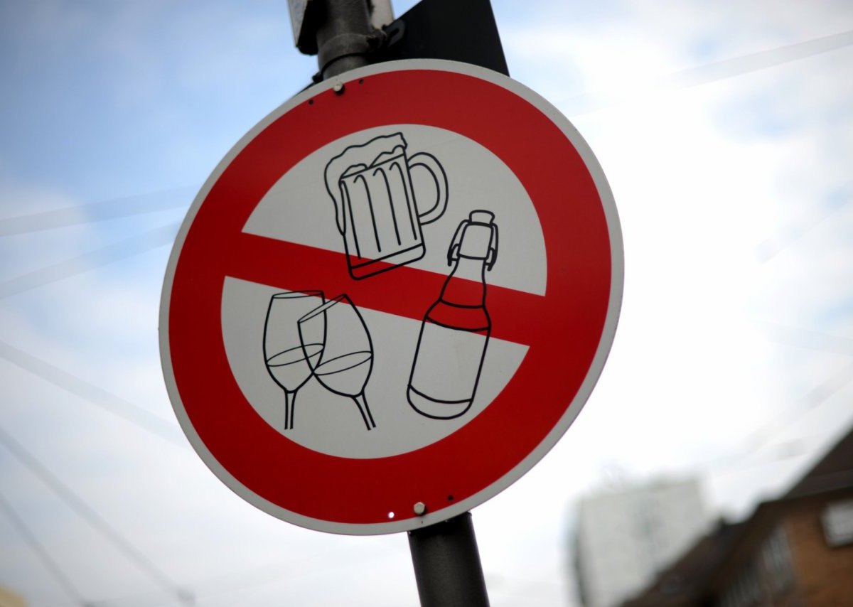 Schild Alkohol Verbot.jpg