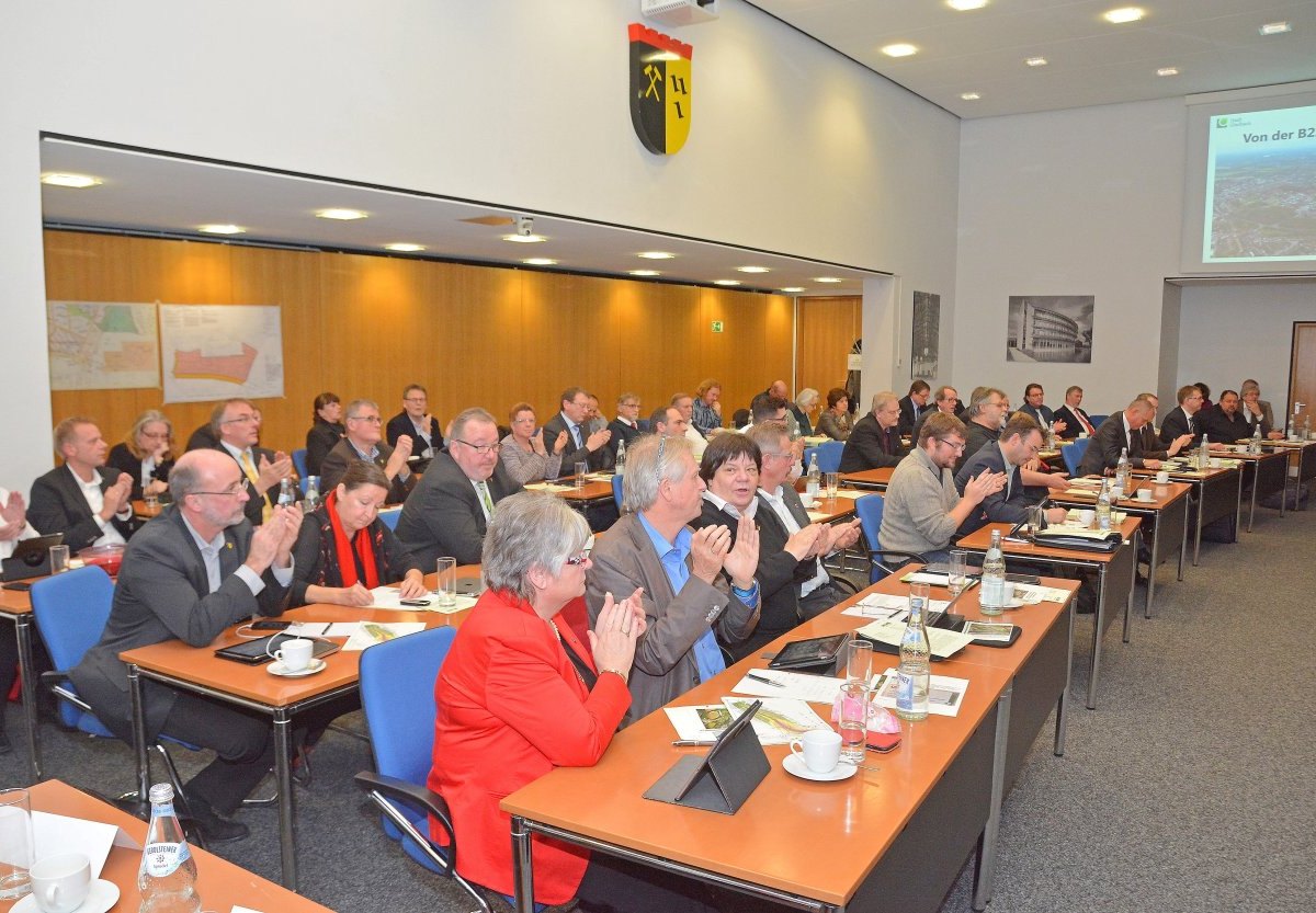 Stadtrat Gladbeck tagt zum A52-Ausbau.jpg