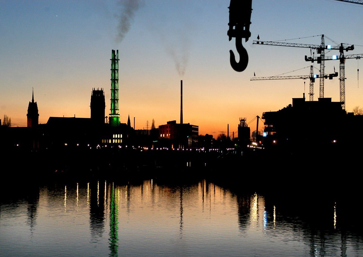Stadtwerketurm-Duisburg-soll-abgerissen-werden.jpg