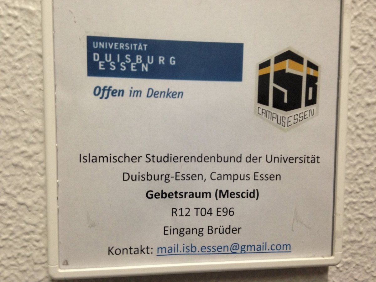 Uni Duisburg Essen muslimischer Gebetsraum.jpg