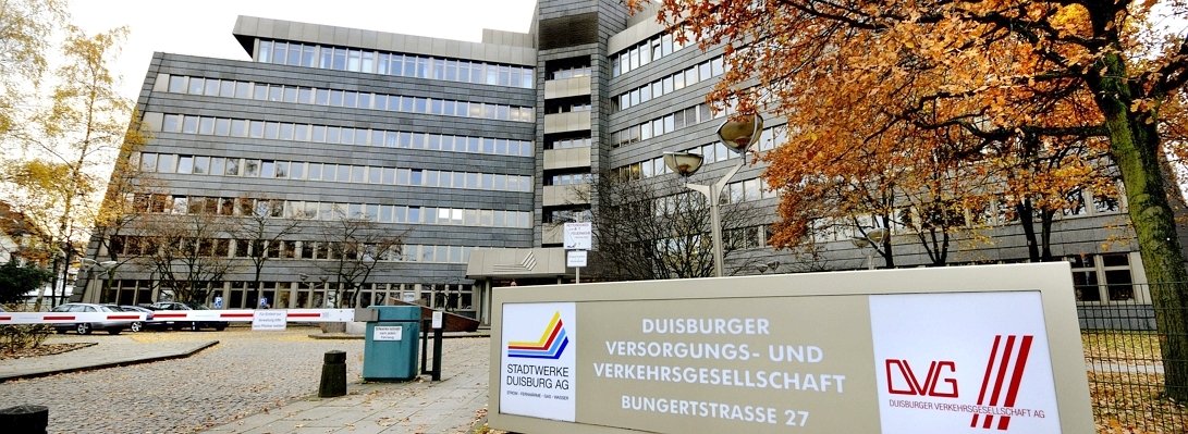 Verwaltungsgebäude der Stadtwerke Duisburg.jpg