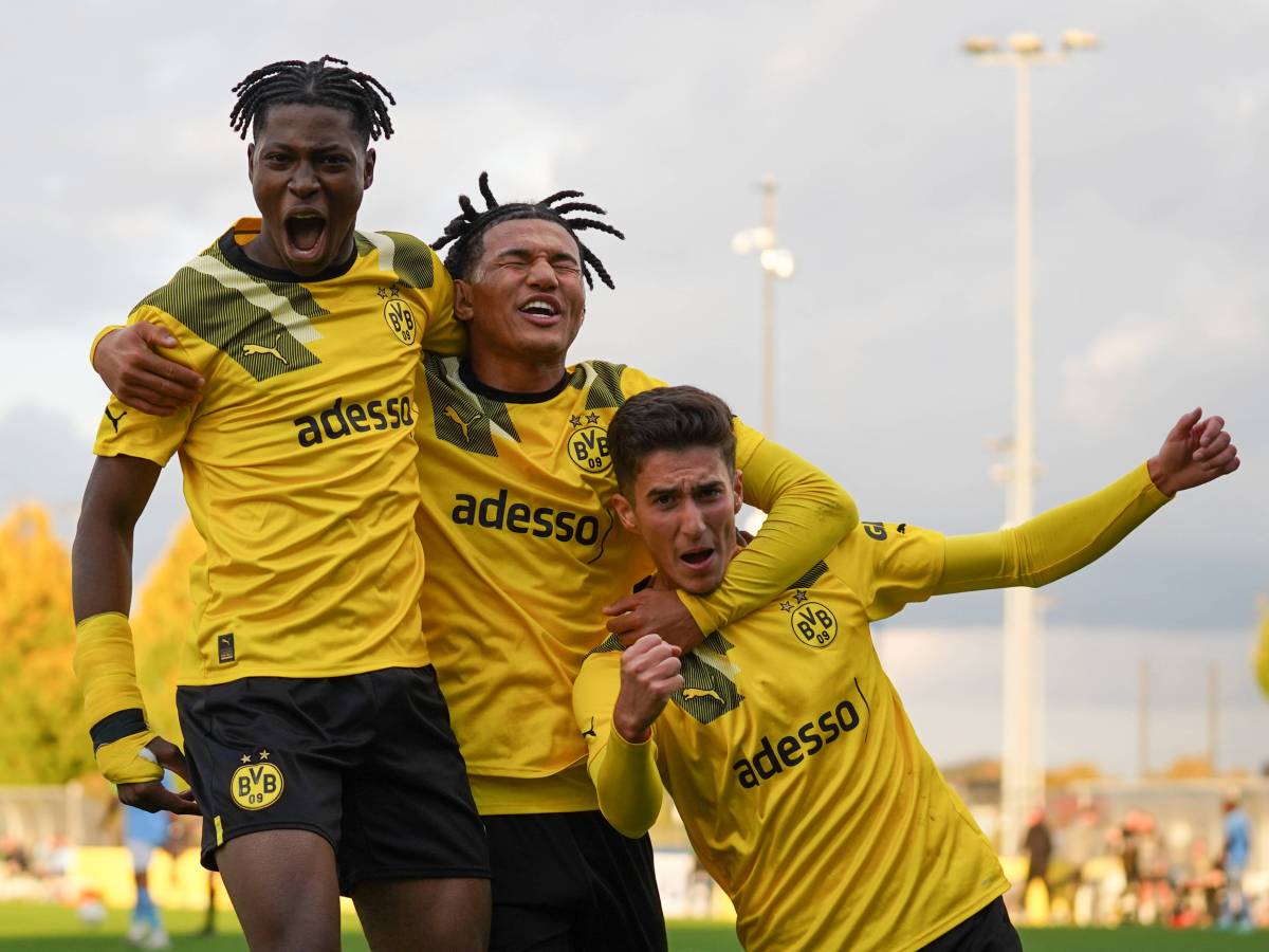 Jubel bei der U19 von Borussia Dortmund.