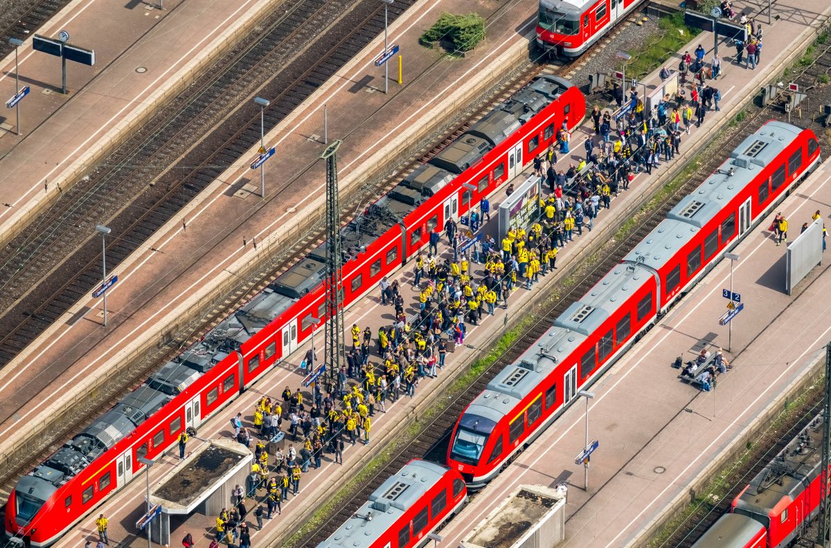 Deutsche Bahn: BVB-Fans wurden aggressiv.