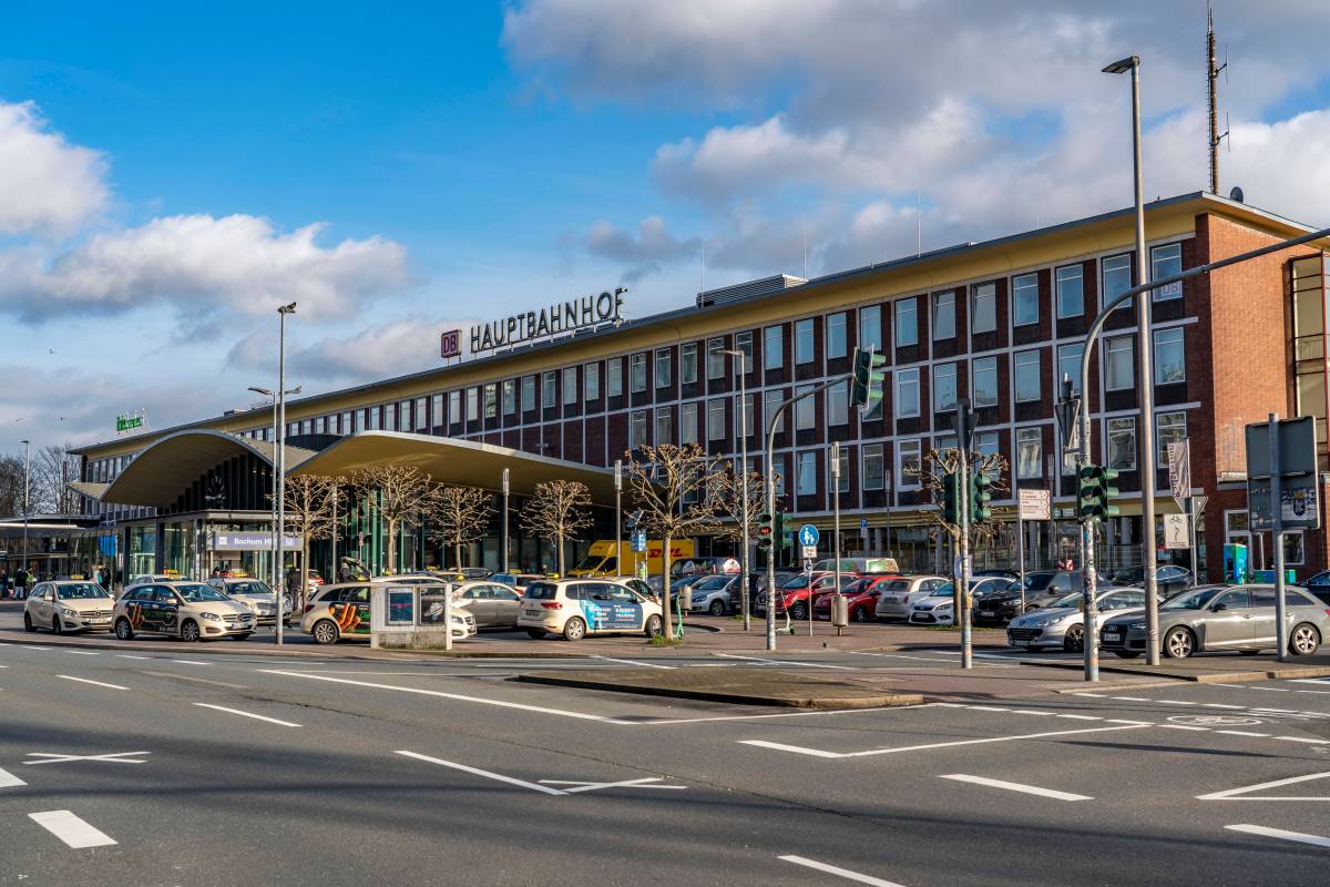 Der Hauptbahnhof Bochum bei Tag