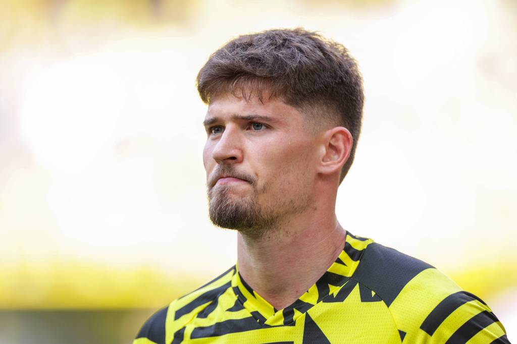 Gregor Kobel Borussia Dortmund