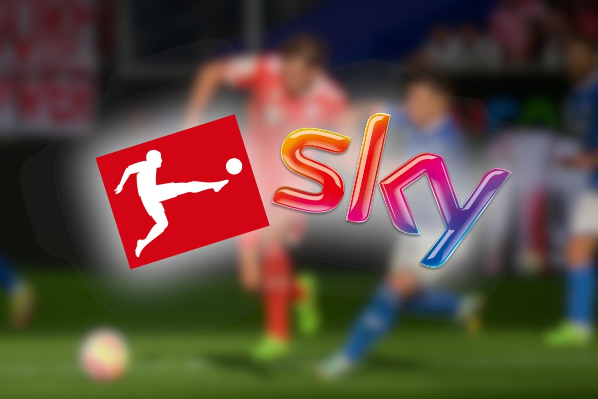 Ein Zweikampf in der Bundesliga hinter dem Logo von Sky.