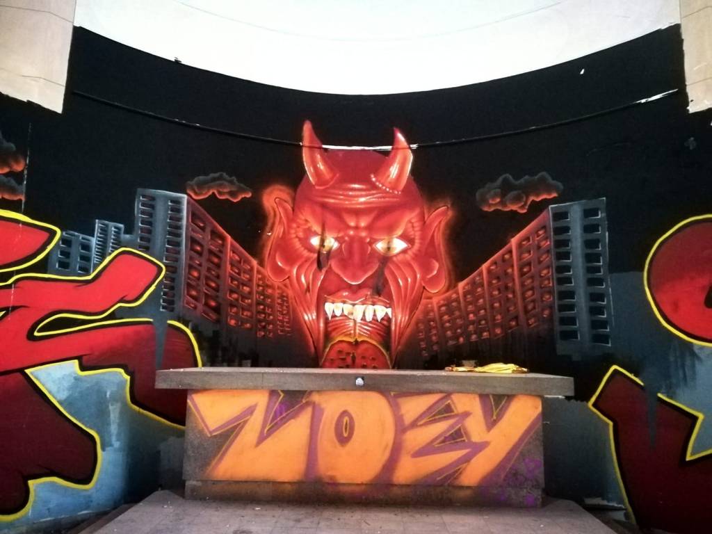 Bochum Satanskirche Graffiti