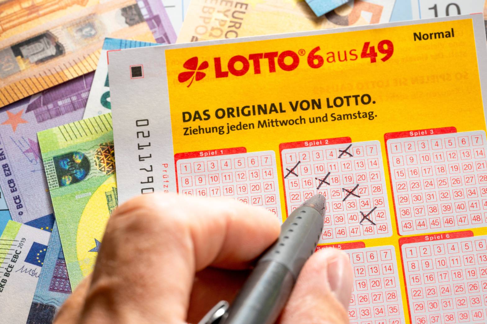 Lotto-König „Chico“ aus Dortmund ist nicht zu helfen – plötzlich taucht SIE an seiner Seite auf