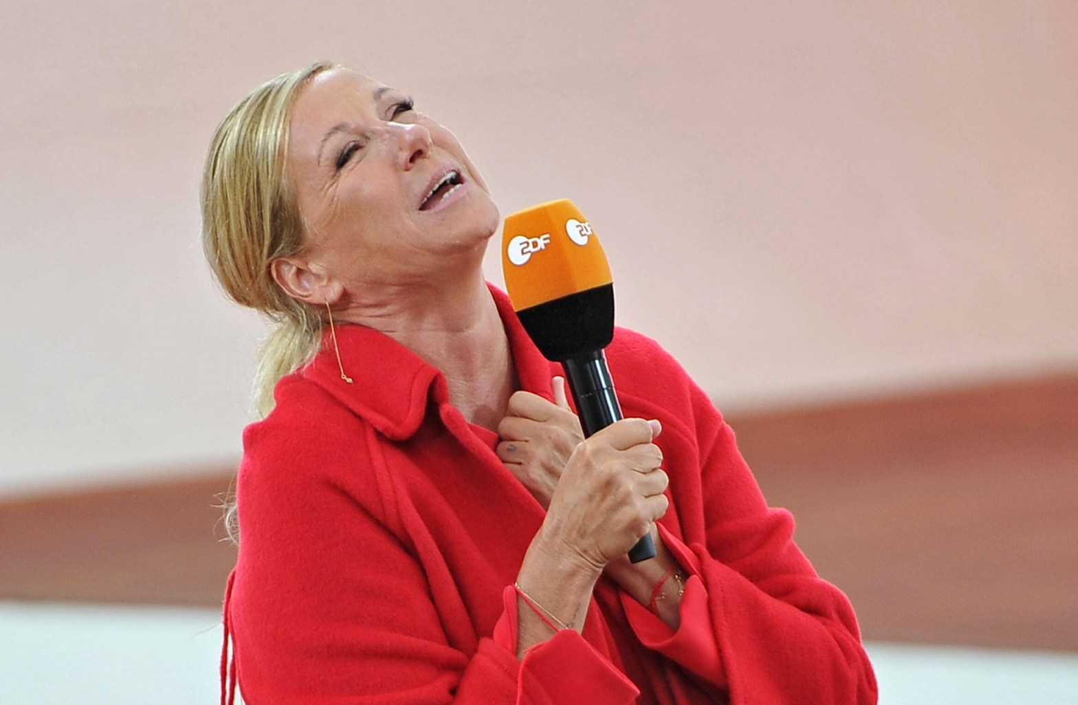 „Fernsehgarten“: Blick ins ZDF-Programm verrät – ER ersetzt Andrea Kiewel
