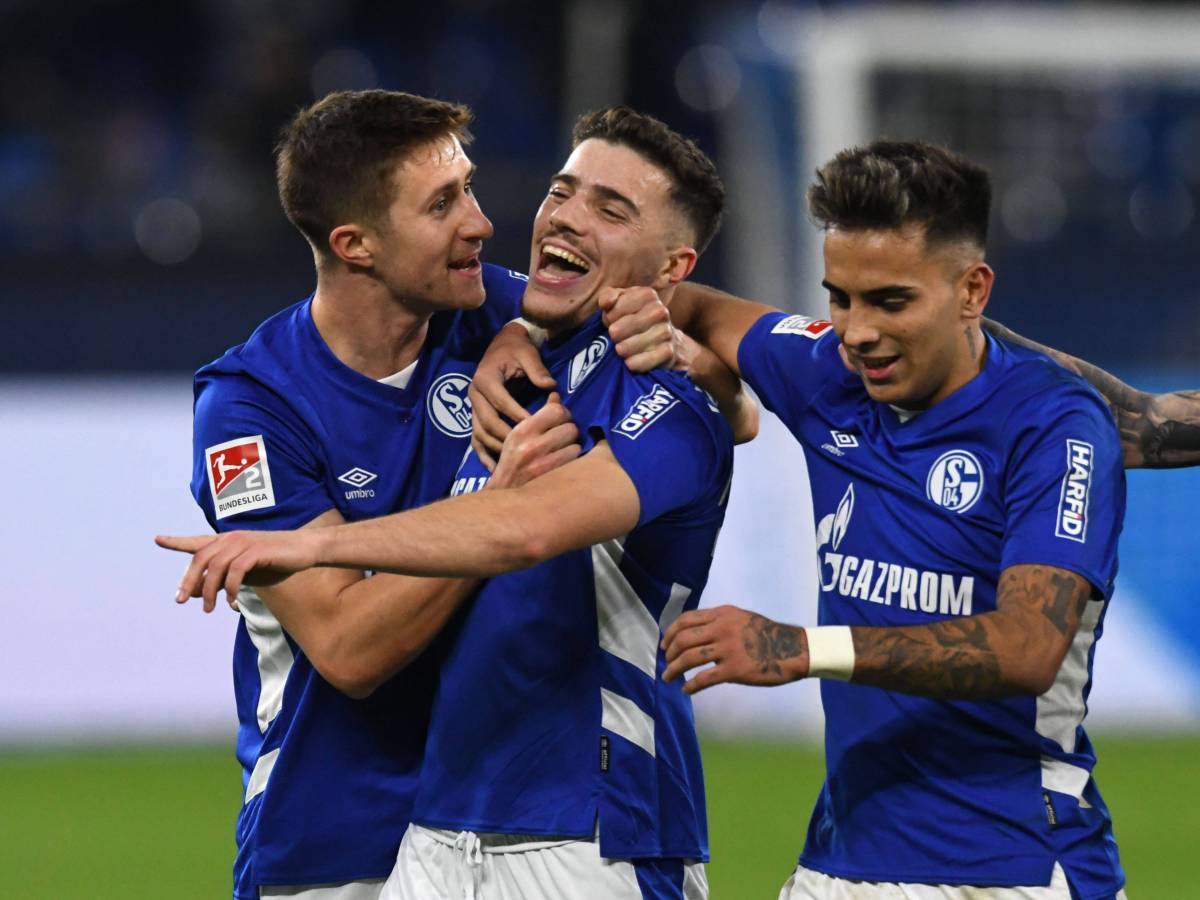 FC Schalke 04: Leihe zahlt sich aus – macht ER jetzt endgültig den Abflug?