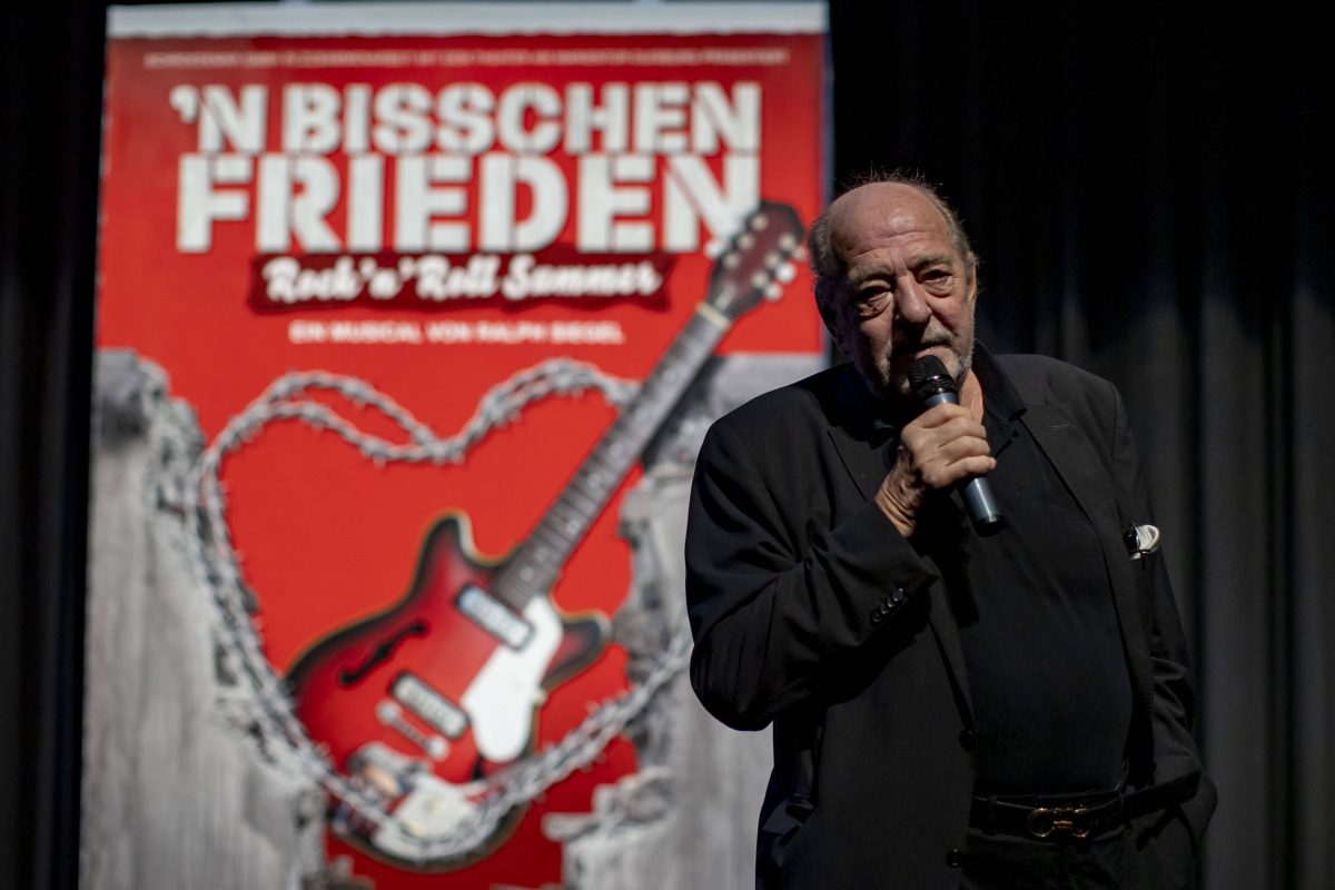 Duisburg Premiere des Musicals 'N Bisschen Frieden mit ESC-Komponisten Ralph Siegel