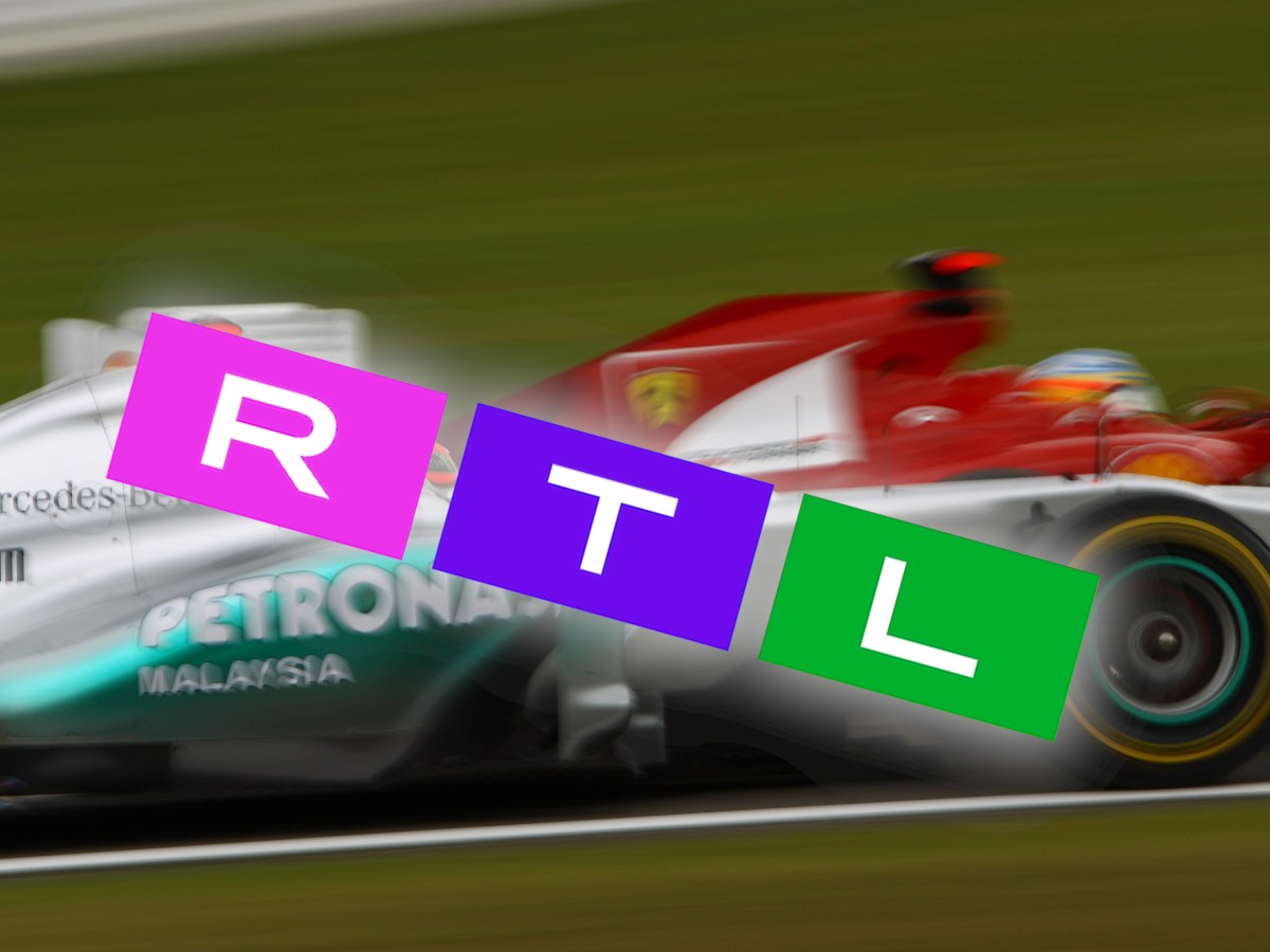 RTL-Logo vor einem Ferrari von Michael Schumacher.