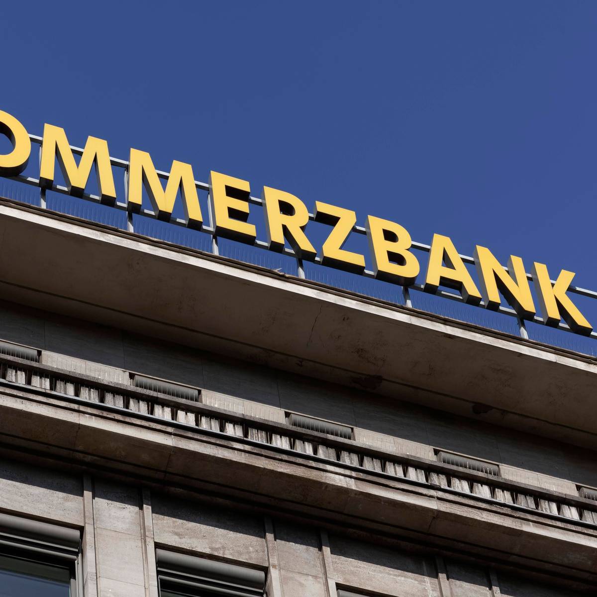 Commerzbank: Große Änderungen bei Öffnungszeiten in Sicht? Kunden könnten sich freuen