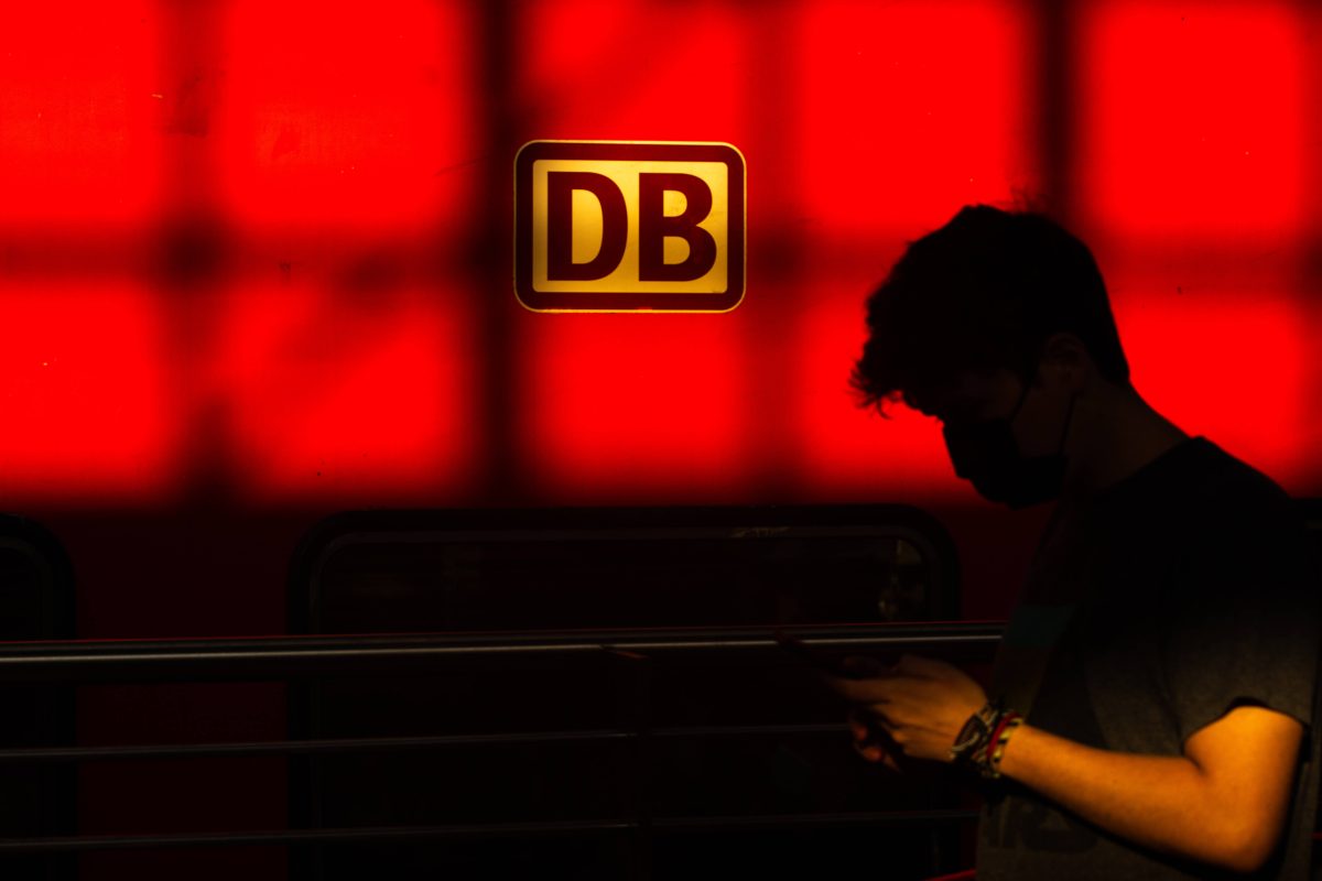 Deutsche Bahn: Bittere Bilanz! 9-Euro-Ticket rief DIESE Gefahr auf den Plan
