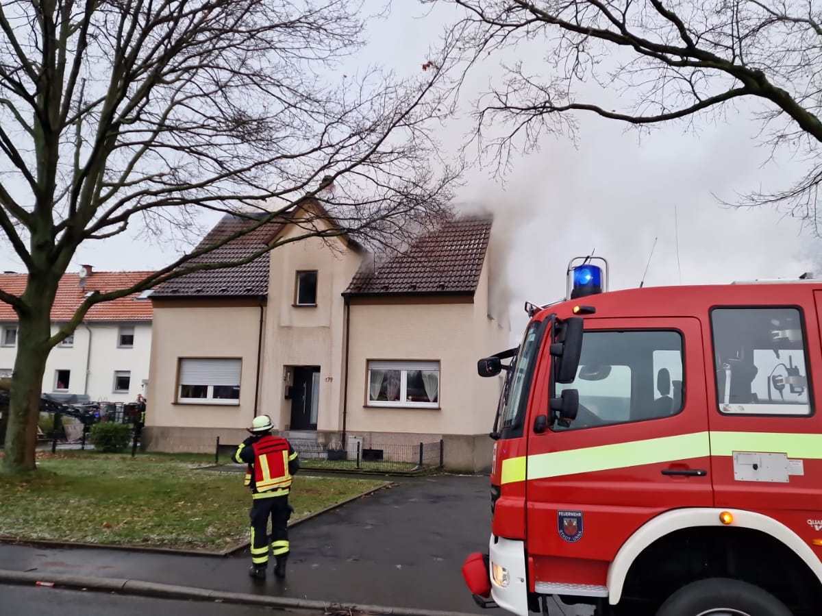 Ruhrgebiet: Brand in einem Mehrfamilienhaus mit einem Toten