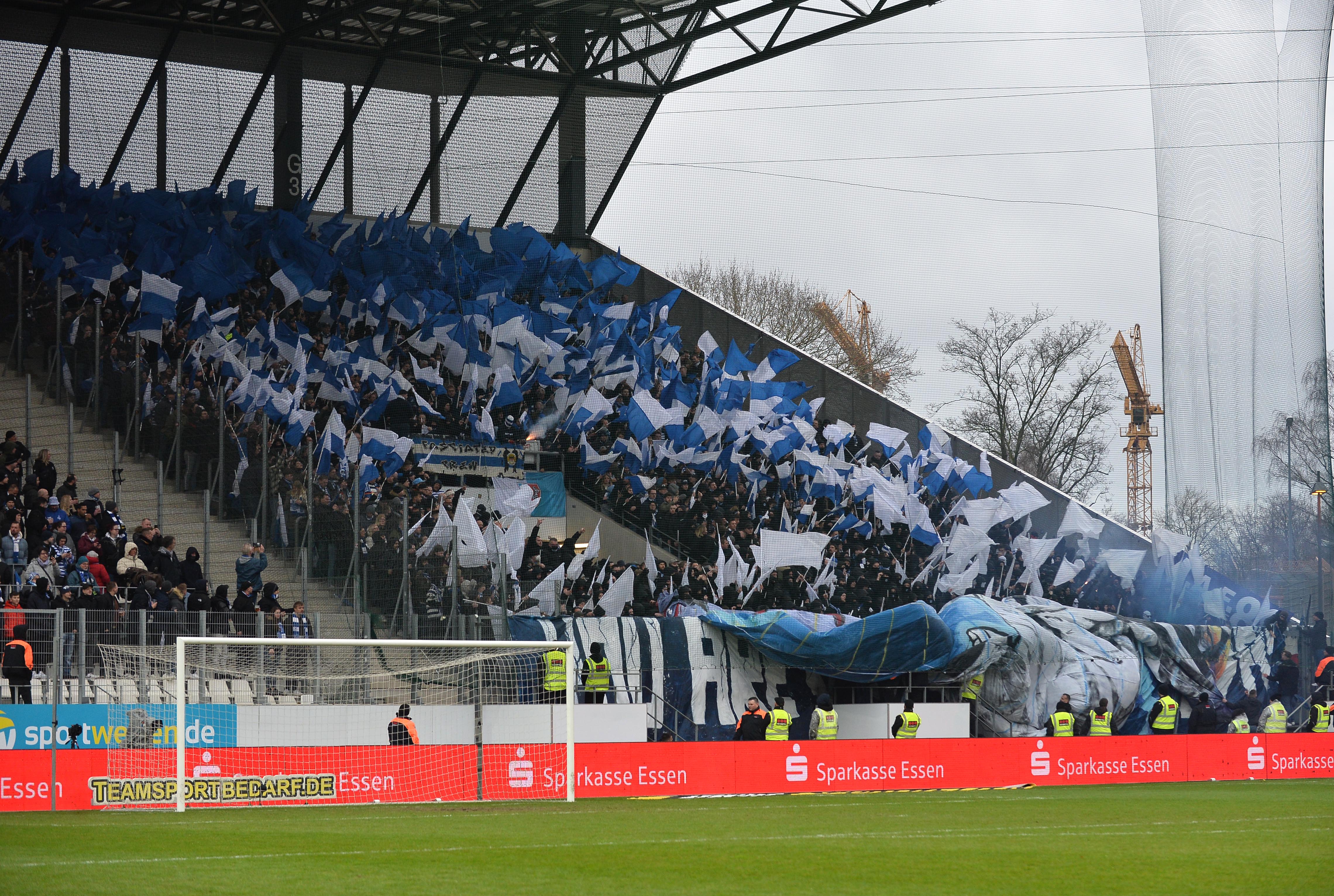 Essen Heftige Szenen beim Derby gegen Duisburg! Schwere Vorwürfe