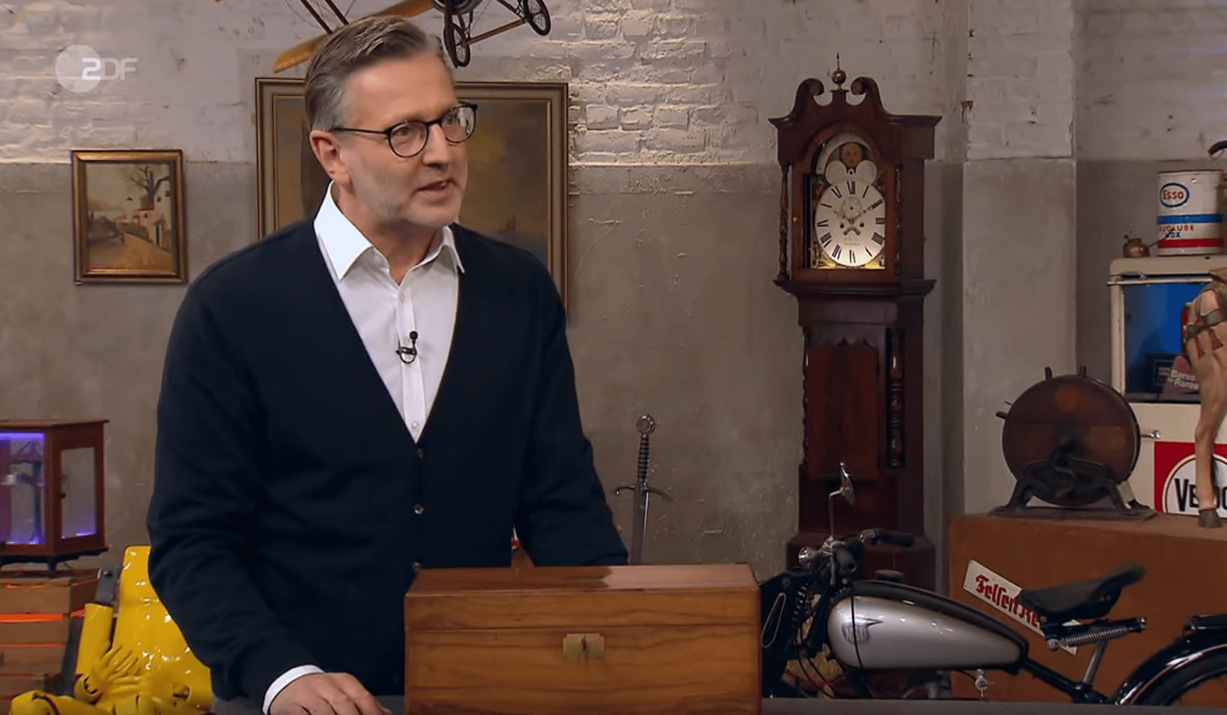 „Bares für Rares“ Experte Detlev Kümmel klärt ZDFMysterium DerWesten.de