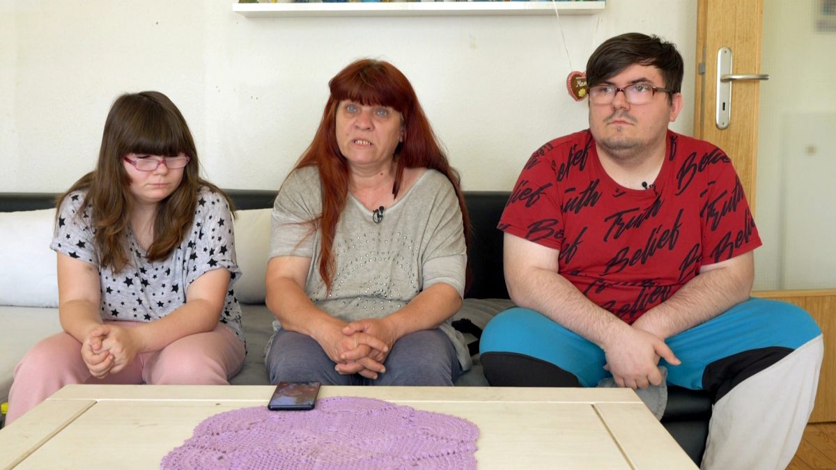 Hartz und herzlich-Fans schimpfen über Hartz4-Empfänger – „Schäm dich“ -  DerWesten.de